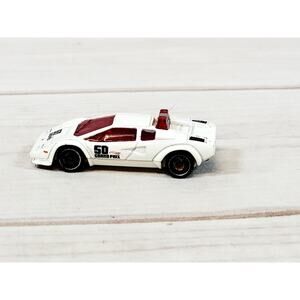Hot Wheels Lamborghini Countach Pace Car 2017 White 1/64 Diecast Loose